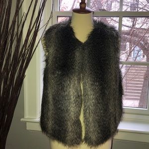 Steve Madden faux fur vest